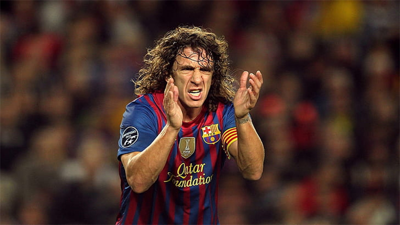 trung-ve-hay-nhat-the-gioi-carles-puyol
